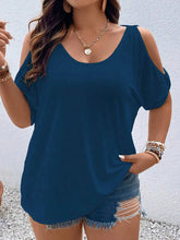 Plus Size Cold Shoulder T-Shirt for Women Casual Loose Fit Summer Top with Trendy Cutouts