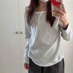Vintage Women Fake Two Piece Top O-neck Stripe Button Long Sleeve T-shirt Spring Autumn Casual Loose Base Layer Shirt Versatile
