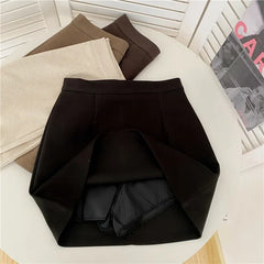 High-Waisted Plus-Size Woolen A- Line Skirt For Women New Arrival Black Petite Short Skirt With Hip Covering