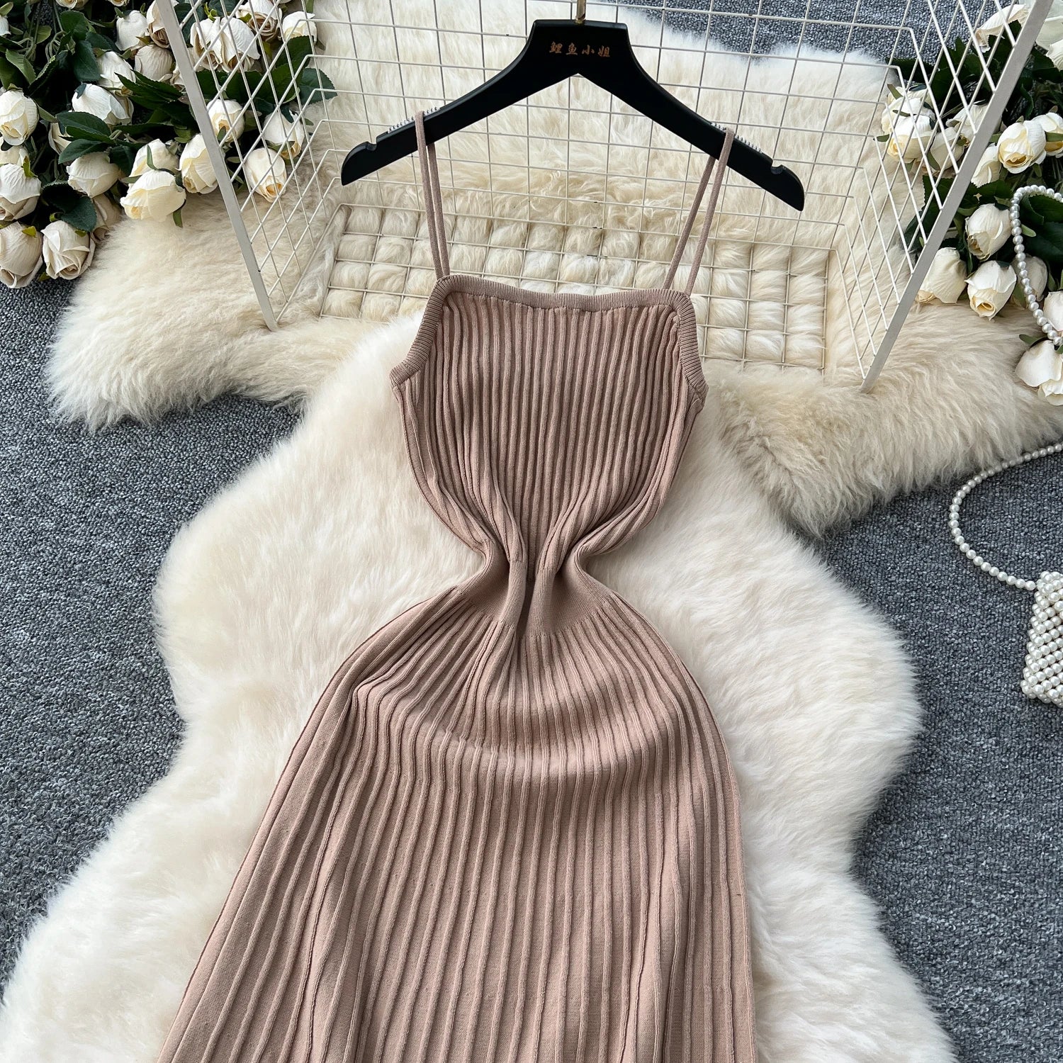 Knitted Pleated Long Dress High Waist Midi Sling Dress Elegant Sleeveless Yellow Dress Women Streetwear Black Bodycon Dress